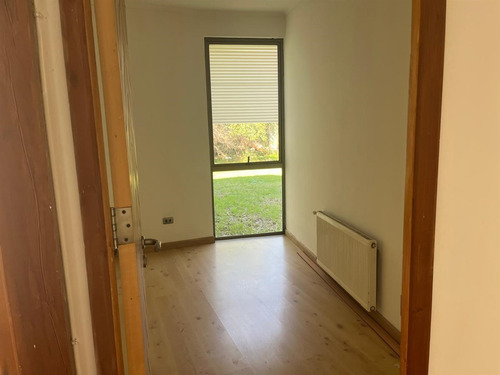 Vendo Casa 225 Mts 6200 Terreno 4dorm. 4b 4 Est Comuna Paine