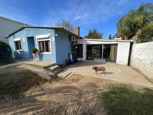 Casa + Apto. En Balneario Santa Ana