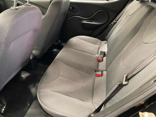 Imagen 9 de 11 de Chery Chery Qq 2018 1.0 Confort Security