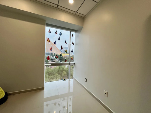 Renta Oficina 420m2 Acondicionada - Av. Masaryk Polanco Miguel Hidalgo