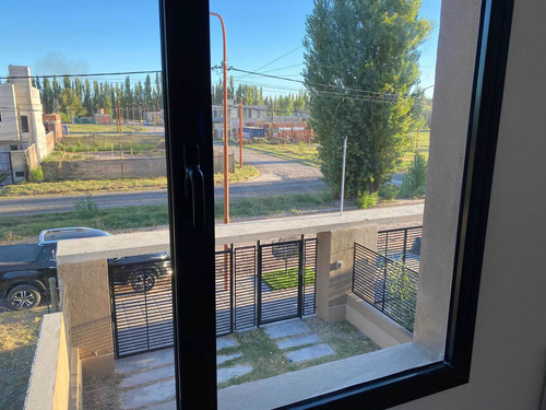 Imagen 11 de 14 de Duplex Cipolletti Barrio Ayres Del Valle