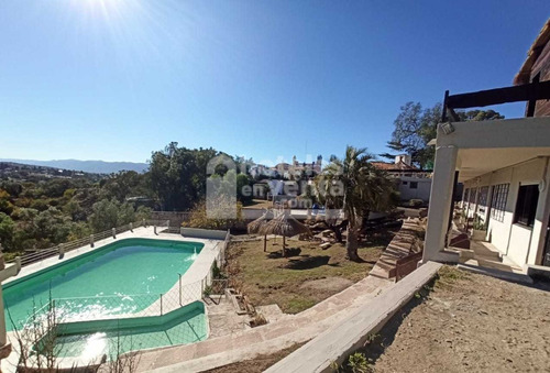 Hotel En Venta - Villa Carlos Paz - Cordoba - Ar-cb12-4
