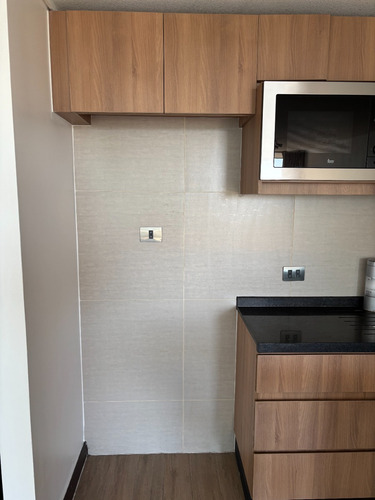 Departamento En Av. Las Condes Cerca De Clinica Las Condes
