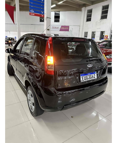 Ford Fiesta 1.6 MPI CLASS HATCH 8V FLEX 4P MANUAL