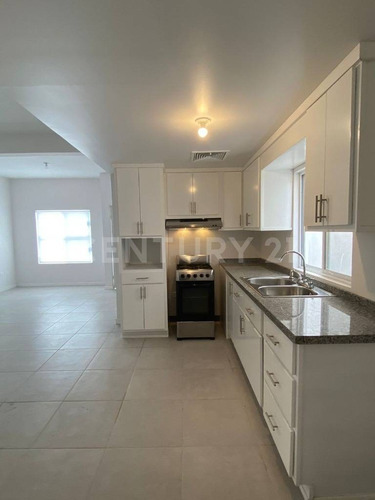 Imagen 5 de 16 de Casas En Renta Zona Reliz Tracia Residencial Chihuahua