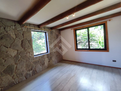 Bella Casa En Parcela Arriendo 4d 4b Bodega Terraza Oficina