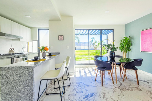 Imagen 14 de 28 de Casa En Venta Con Alberca, Acabados De Lujo Y Terraza Al Sur De Cuernavaca