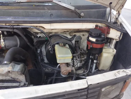 Camion Mercedes-benz 710, Año 1995, Con Caja Y Equipo/frio.