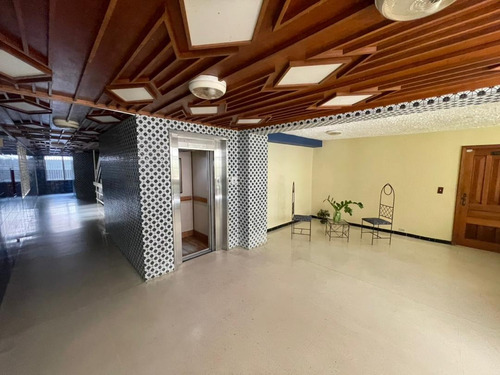 Imagen 19 de 30 de Pmma Solo Clientes Apartamento En Venta En Prebo Acepta Vehiculo Como Parte De Pago