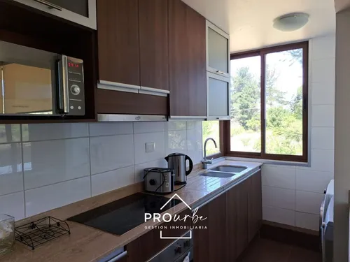 3 Dormitorios, 2 En Suite, Piscina, Cancha De Golf, Amoblado