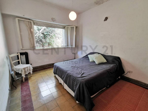 Imagen 13 de 24 de Casa En Venta Sobre Importante Lote De 24 X 70 En Villa Elisa