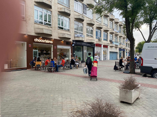Vendo Heladería Cafetería En Madrid España