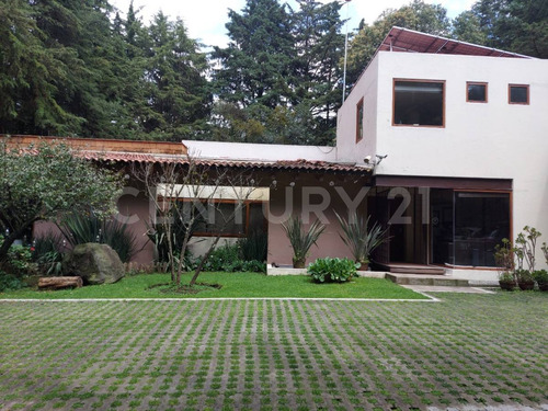 Casa Residencial En Venta En Ex Hacienda Jajalpa, Ocoyoacac, Estado De México.