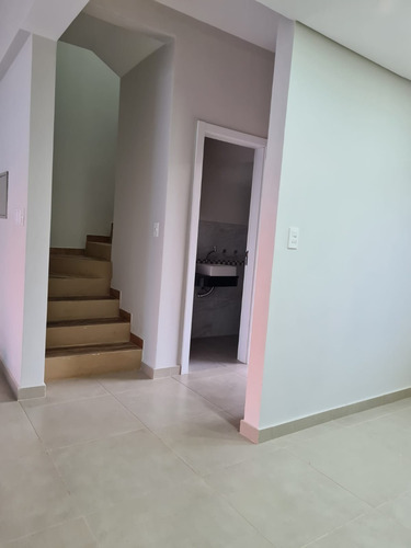 Imagen 4 de 15 de Dúplex En Mariano Roque Alonso Paraguay De 3 Dormitorios 1 Suite Con Parrilla Pisos De Porcelanato