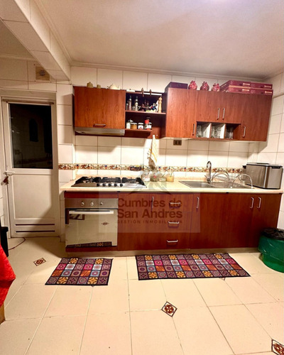 Se Vende Casa - Lomas San Sebastian
