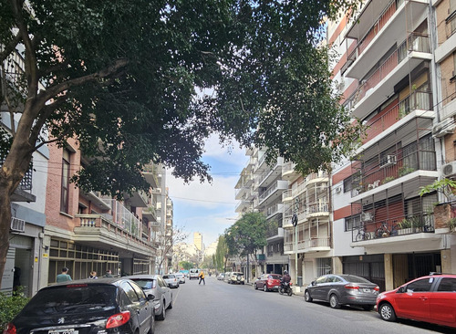 Monoambiente Con Balcon En Recoleta Excelente Zona Cabrera Y Laprida.