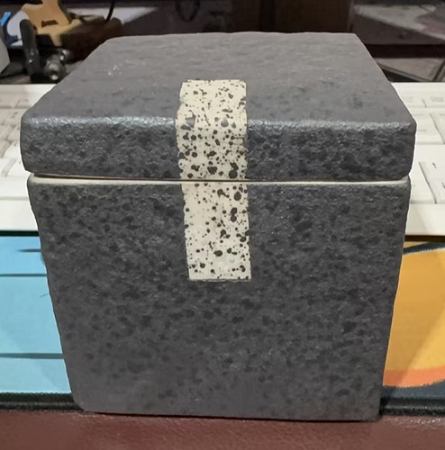 Tetera De Cerámica Sin Sellar A Square Awakening De Gres