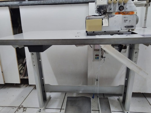Maquina Overlok Ponto Cadeia Direct Drive 747f Usada 220v Cinza (Usado)