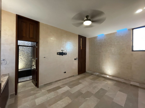 Casa En Venta En Privada Residencial En Temozon Norte, Merida, Yuc.