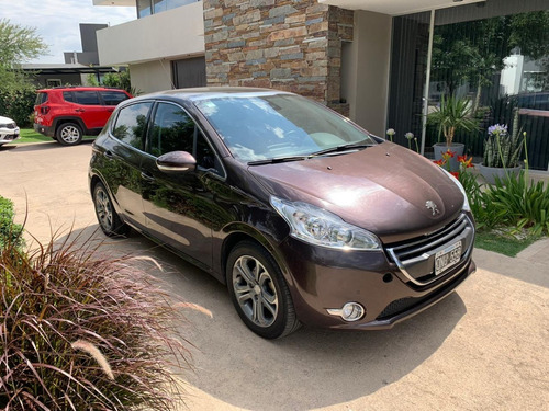 Peugeot 208 Feline Pack Cuir 2015