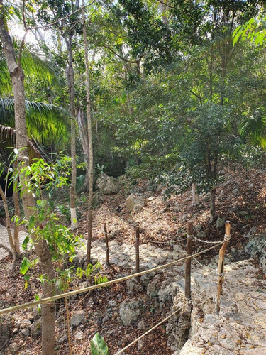Terreno En Boulevard La Ceiba, Lázaro Cárdenas