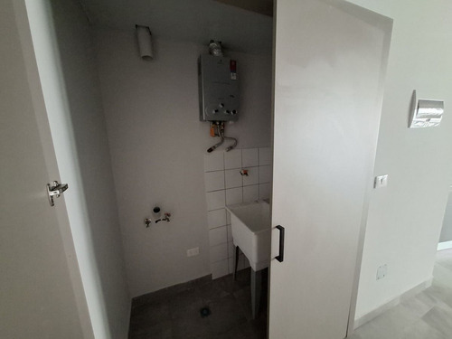 Apartamento En Alquiler En Serrallés, Santo Domingo