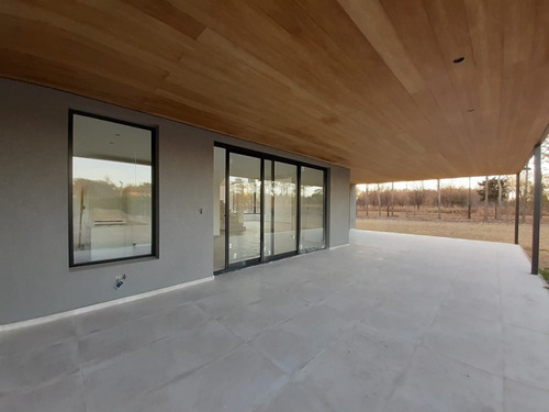 Imagen 17 de 23 de Chacras De La Villa - Casa 3 Dorm 330 M2 Cub - A Estrenar - Villa Allende