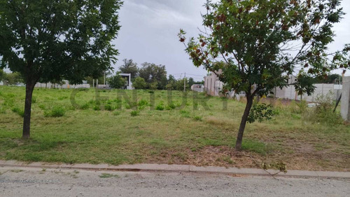 En Venta Lote / Terreno, Barrio Loma Del Este !!! Excelente Ubicación.