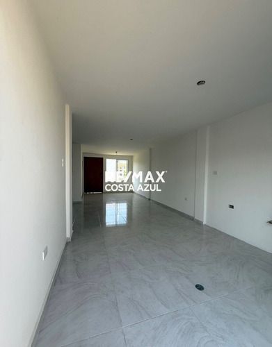 Rremax Costa Azul Vende Townhouse Conjunto Cartago Planta Electrica Total
