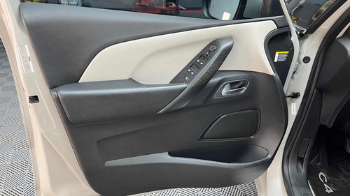 Citroën Grand C4 Picasso 1.6 Shine Hdi 115cv