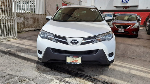 Imagen 11 de 15 de Toyota Rav4 Le 2015