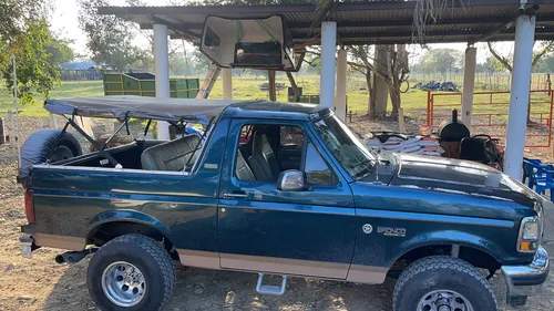 Ford Bronco Eddie Bauer 3 Pinos Año 1994 Motor 351 W 8 Cil