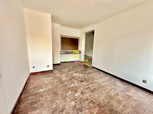 Hermosa Casa 5 Amb En Venta En Barrio Altos De Podesta / Reservada !!!