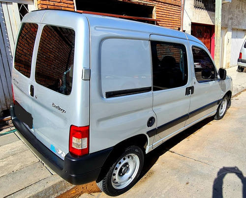 Imagen 2 de 15 de Citroën Berlingo 2016 1.6 Hdi 92 Bussines Mixto