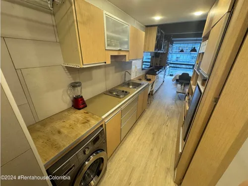 Apartamento En Bosque De Pinos Rah Co: 25-967