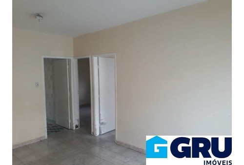 Imagem 15 de 26 de Casa Terrea Localizada No Jardim Santa Mena - Cat846
