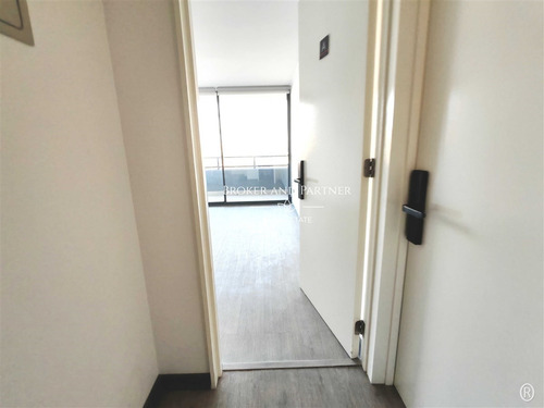 Departamento En Arriendo De 1 Dorm. En Providencia