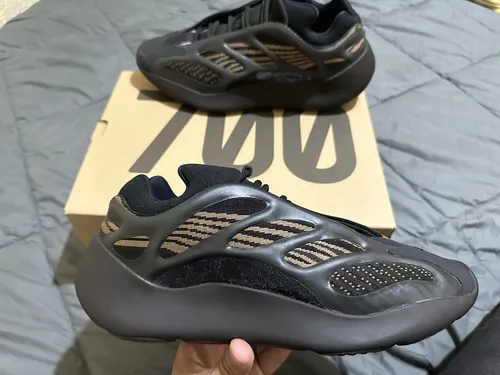 Adidas yeezy boost 700 brown sales