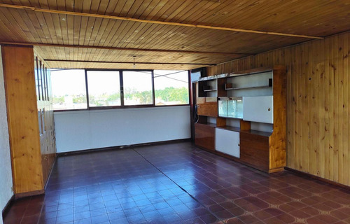 B° Bombal - Casa Multifuncional En Venta-4 Dormitorios-4 Baños - Ascensor- Piscina
