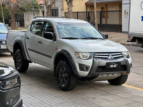 Mitsubishi L200 3.2 Cab Doble 4wd Cr 170cv Mt