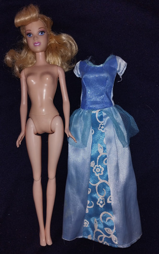 Barbie Princesas Disney (Usado)