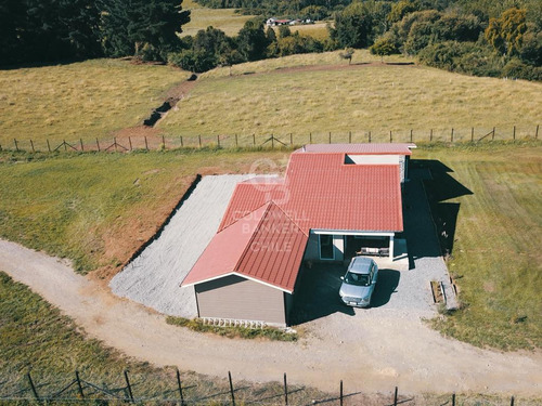 Venta De Casa/frente Al Lago.