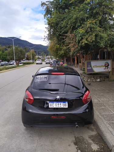 Peugeot 208 1.6 Feline 2017