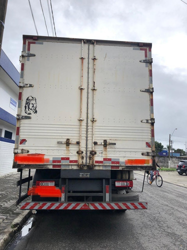 Volvo Vm 220 4x2r 2015
