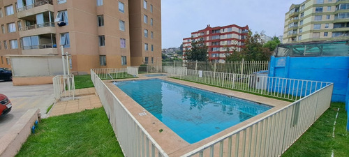 Arrienda Depto. 3d2b1e Año Corrido Amoblado Esperanza