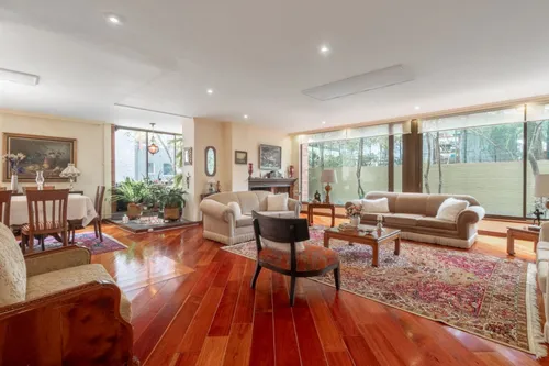 Apartamento En Arriendo/venta En Los Rosales. Cod V16569