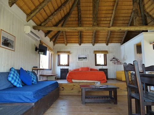 Casa En Alquiler Por Temporada - Monoambiente En Punta Del Diablo