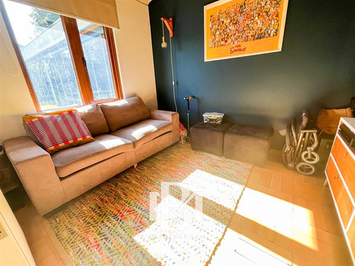 Casa En Venta De 4 Dorm. En Lo Barnechea