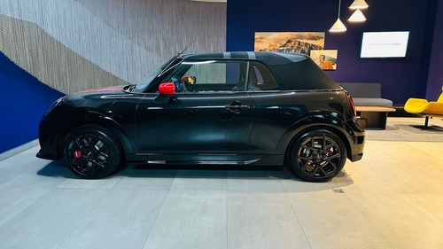 Mini John Cooper Works Convertible 2.0 Iconic At