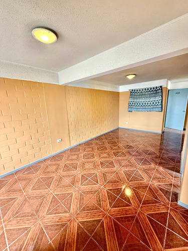 Amplio Depto 3dorm/ Estacionamiento (98045)